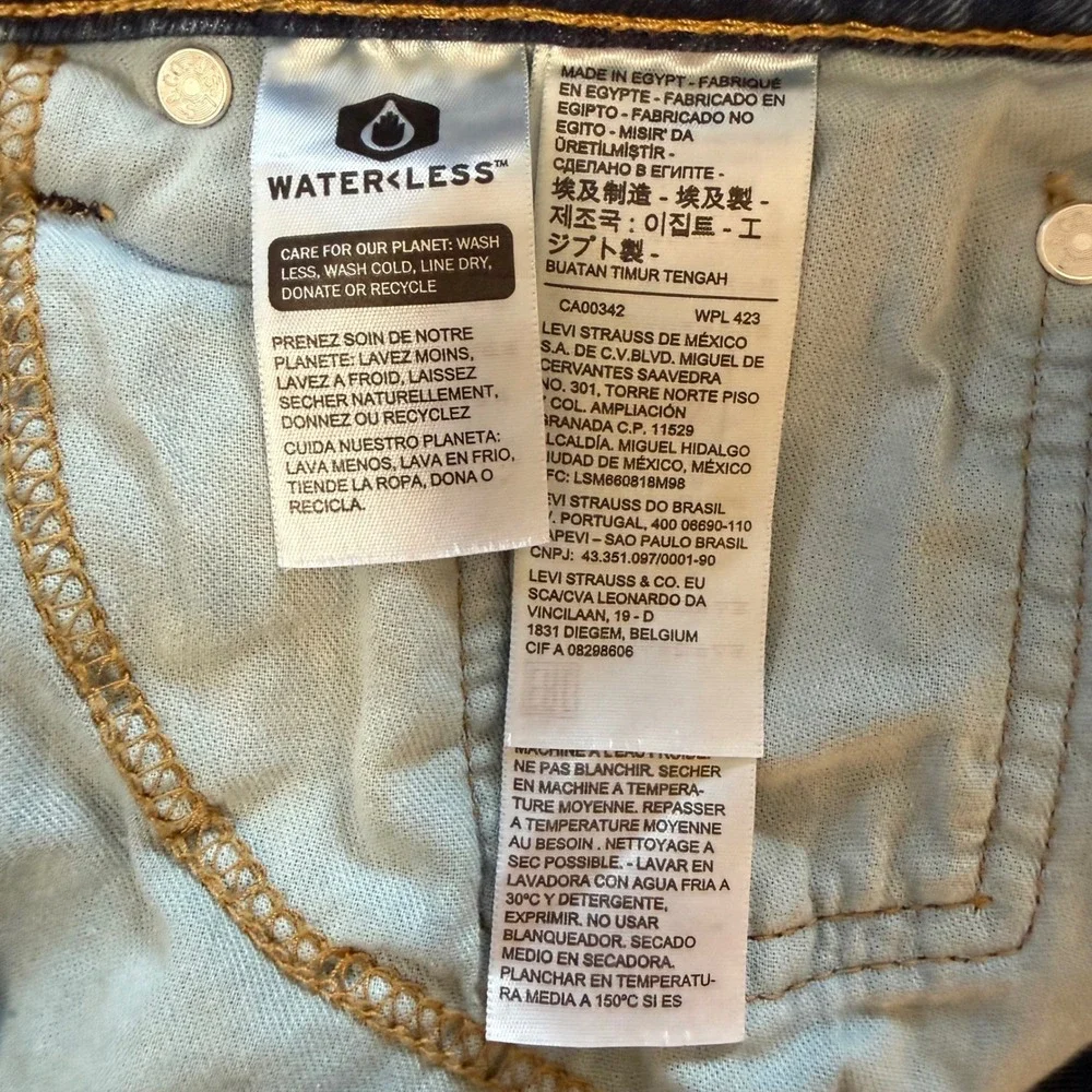 Levis 541 Athletic Taper Mens Blue Jeans W33 L32 Medium Wash Denim